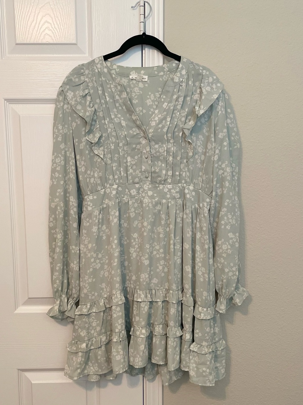 Floral Ruffle Tiered Mini Dress in Light Sage - Unknown Brand